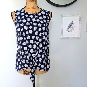 Old Navy Daisy Floral Sleeveless Top